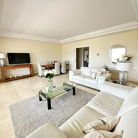 La Corniche,3bed With Pool