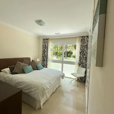 Appartement La Corniche,3bed With Pool Marbella