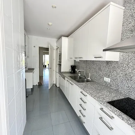La Corniche,3bed With Pool *